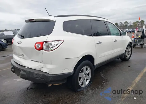 2010 Chevrolet Traverse Lt z USA, uszkodzony, nr VIN 1GNLRFED0AJ210117